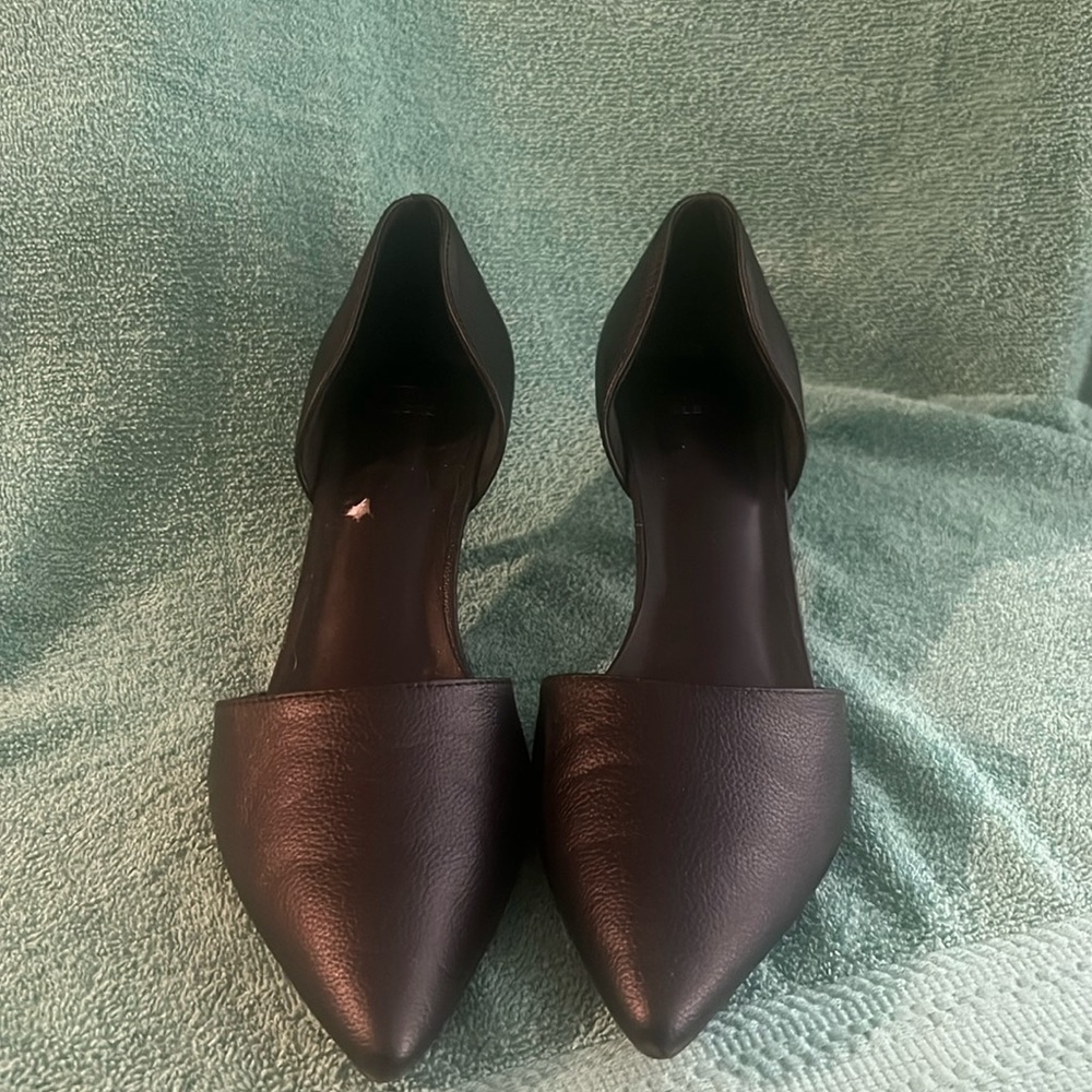 Halston kitten heels